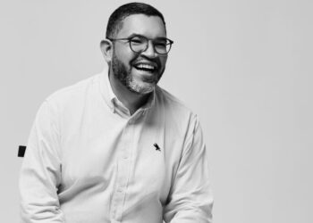 El escritor guajiro Víctor Manuel De Luque Vidal llevará sus relatos a la FILBAC 2025