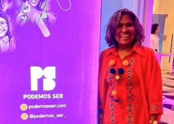 Fabrina Acosta, reconocida como una de las Mujeres Influyentes 2025