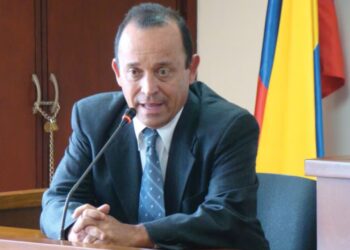 Condenan a Santiago Uribe a más de 28 años de prisión por homicidio agravado y concierto para delinquir agravado