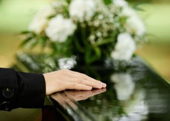 La sepultura de los velorios tradicionales