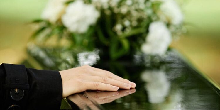 La sepultura de los velorios tradicionales