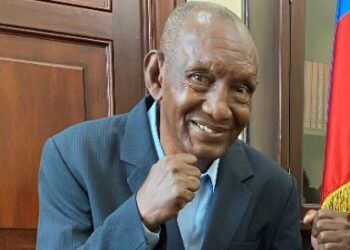 Pambelé, un ángel contra las cuerdas