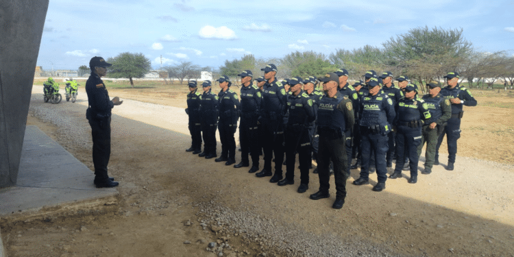 Refuerzan seguridad y controles viales en La Guajira por temporada decembrina