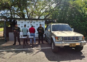 Capturan a dos personas por porte ilegal de un revólver en la vía Palomino–Riohacha
