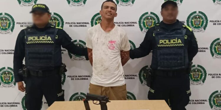 Capturan a hombre por porte ilegal de arma de fuego en Riohacha: habría intentado evadir un control policial