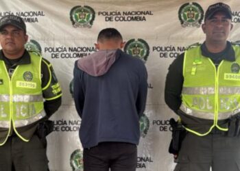 Capturan en Hatonuevo a motociclista que portaba una licencia de tránsito falsificada