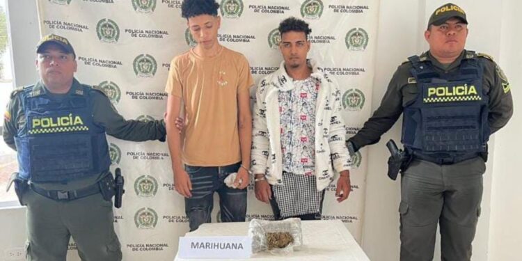 Capturan a dos hombres con 500 gramos de marihuana durante operativo policial en Villanueva