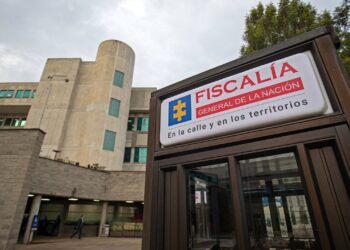Fiscalía desmantela red interna que vendía expedientes judiciales hasta por $1.000 millones