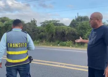 Conductor denuncia presunta extorsión por parte de un agente de tránsito en Maicao