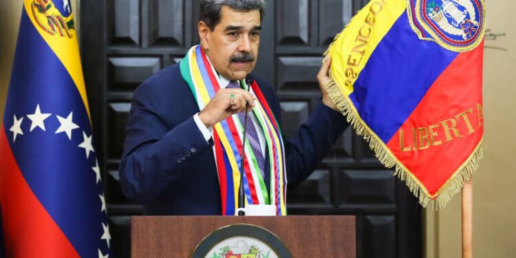 Nicolás Maduro recibe reconocimiento como “Arquitecto de la Paz”, creado por el oficialismo venezolano
