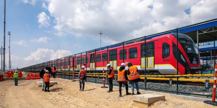 El Metro de Bogotá ya rueda en el patio taller durante sus primeras pruebas dinámicas