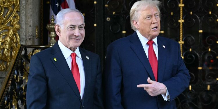 Trump afirma que Estados Unidos atacó área de muelles en Venezuela vinculada al narcotráfico