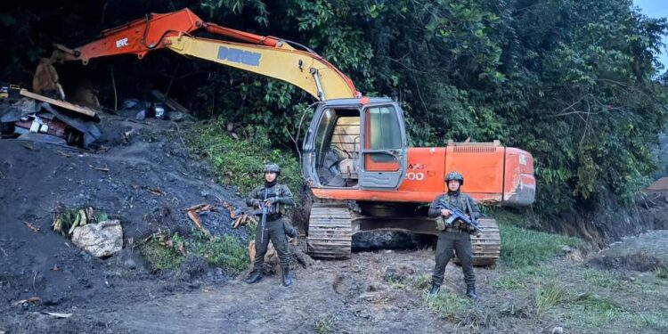 Operativo conjunto desmantela más de 40 frentes de minería ilegal del Clan del Golfo en Antioquia