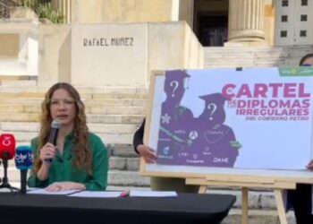 Catherine Juvinao denuncia presunto “cartel de diplomas irregulares” en 16 entidades del Gobierno nacional