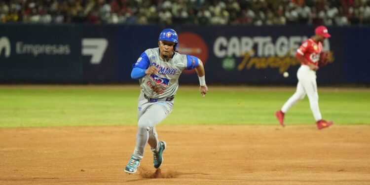 Caimanes derrotó 8-1 a Tigres en Cartagena y quedó a un triunfo del título de la Liga profesional de Béisbol