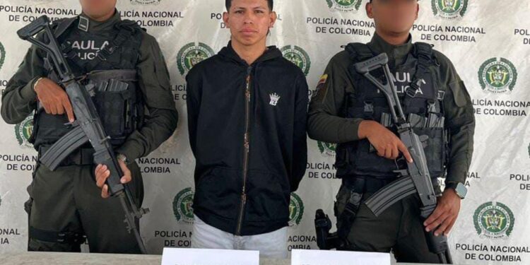 Capturan en Maicao a presunto cobrador de extorsiones del grupo criminal “El Payaso”