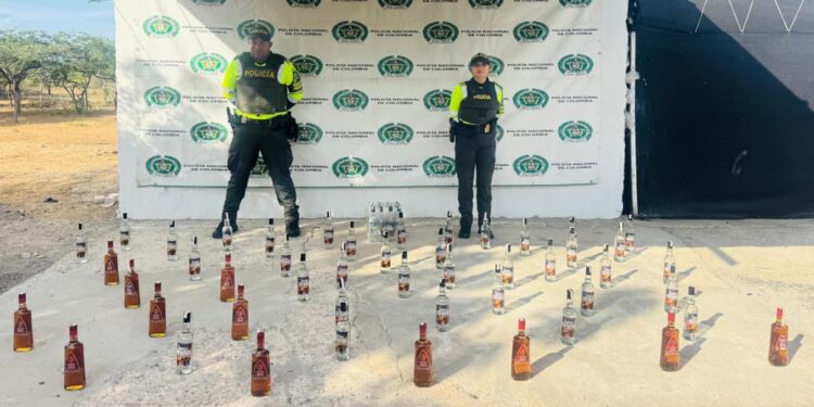 Policía incauta licor de contrabando en la vía Riohacha–Paraguachón