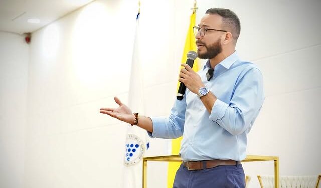 Adaúlfo Calderón Pacheco presenta una propuesta de rectoría con visión académica, territorial y de excelencia para la UPC