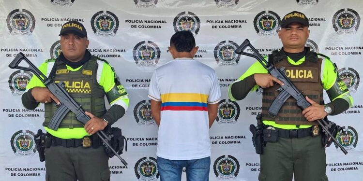 Capturan a motociclista con licencia de conducción falsa en la vía Riohacha–Paraguachón