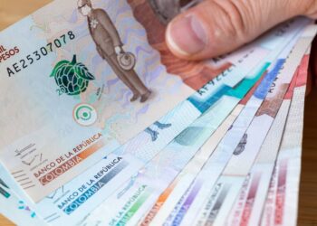 Incremento del salario mínimo 2026: bienes y servicios que aumentan en el país