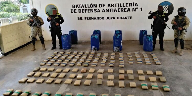 Incautan más de 60 kilos de marihuana de “Los Pachenca” en La Guajira