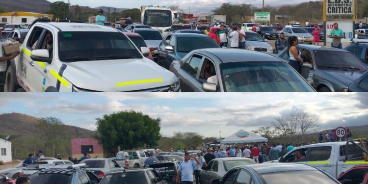 Habitantes de varias comunidades del sur de La Guajira bloquean la vía nacional por falta de agua potable