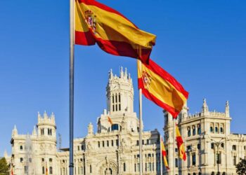 España anuncia proceso extraordinario de regularización para migrantes residentes en el país