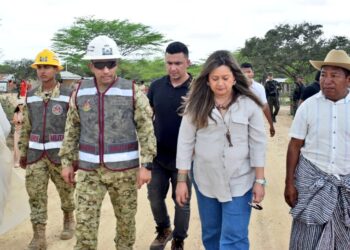 Gobierno Nacional y Ejército ejecutan 29 tramos viales en La Guajira para cumplir sentencia T-302