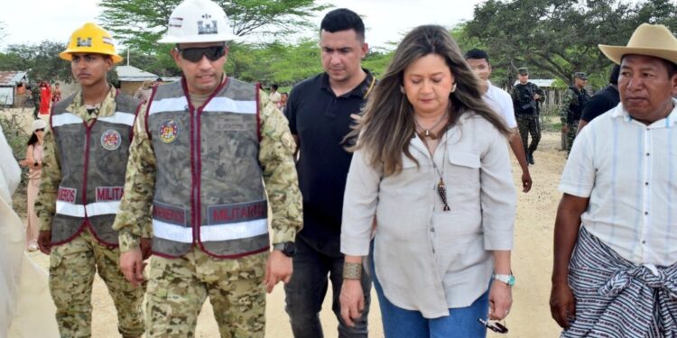 Gobierno Nacional y Ejército ejecutan 29 tramos viales en La Guajira para cumplir sentencia T-302