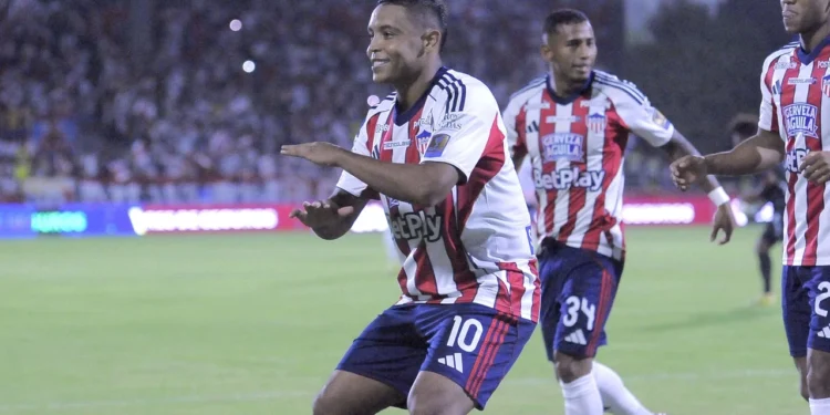 Más allá de las polémicas: Junior superó 2-1 a América de Cali