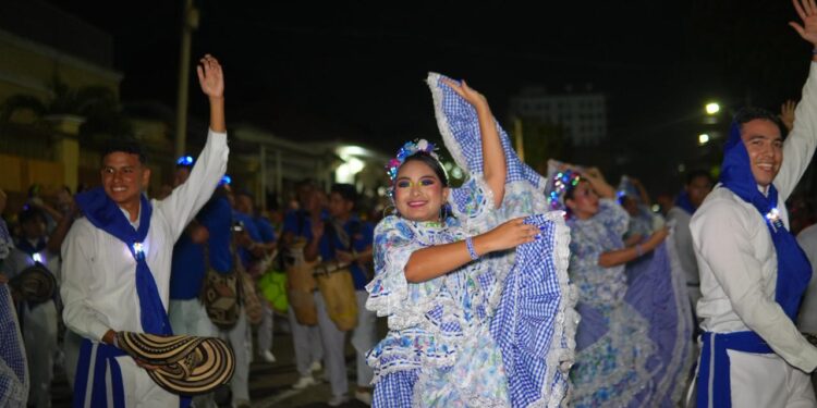 Salón Burrero: La historia que iluminó la Guacherna
