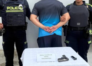 Policía incauta arma traumática durante patrullaje en Dibulla