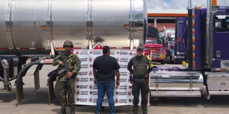 Capturan a conductor con 11.000 galones de combustible ilegal en vías del Cesar