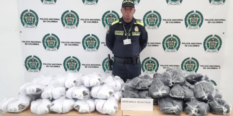 Autoridades incautan mercancía de contrabando en Riohacha durante acciones de control aduanero