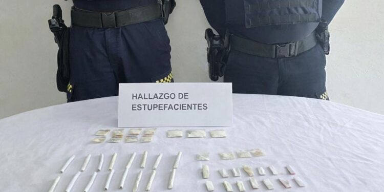 Policía halla varias dosis de estupefacientes en Cotoprix tras alerta ciudadana