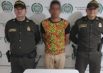 Capturado en Fonseca tras agredir a un uniformado durante procedimiento de control