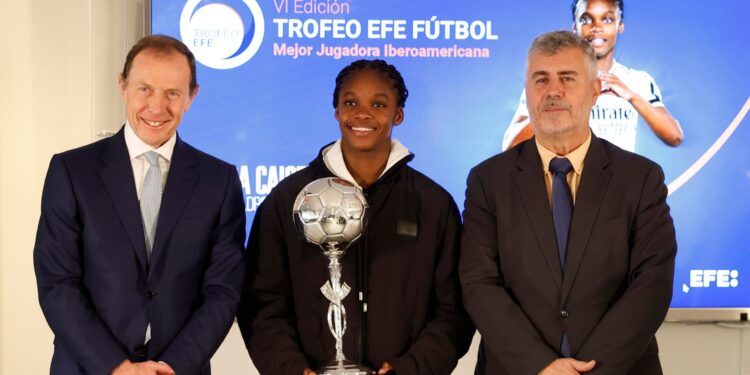 Linda Caicedo, elegida Mejor Jugadora Iberoamericana 2025 por EFE