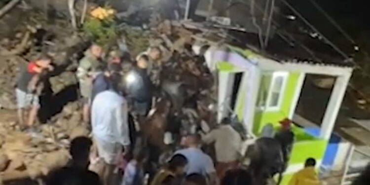 Fuertes lluvias provocan tragedia en Gaira: madre e hijo mueren tras deslizamiento que destruyó su vivienda