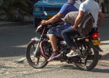 Alcaldía de San Juan del Cesar prohíbe parrillero hombre por 30 días