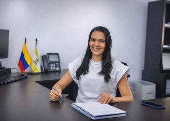 Yeleidys Bulla Berrios asume como directora regional (e) del ICBF en La Guajira