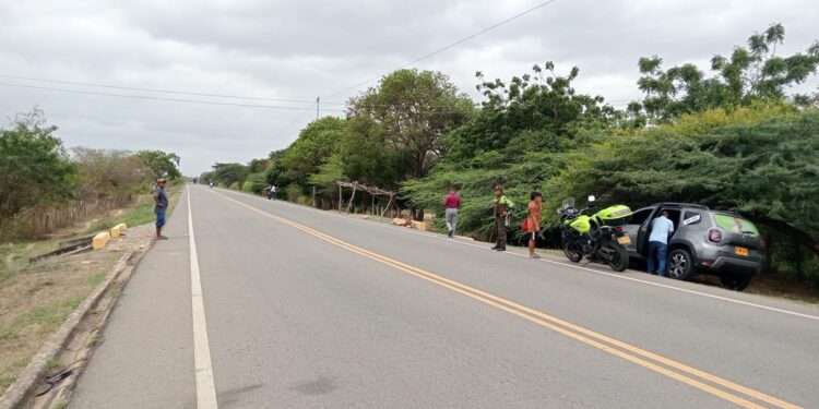 Levantan bloqueos en las salidas de Maicao hacia Albania y Riohacha tras acuerdos con campesinos