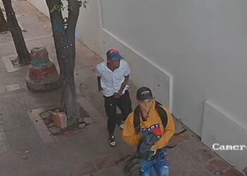 Asalto en zona bancaria de Villanueva quedó registrado en cámaras de seguridad