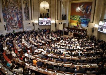 El poder del voto: las elecciones legislativas marcan tendencias democráticas y delimitan el futuro de Colombia