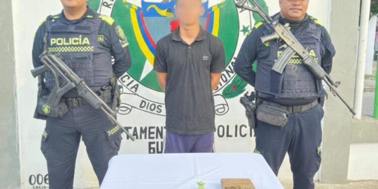 Capturado joven de 19 años con más de 200 gramos de marihuana en Albania