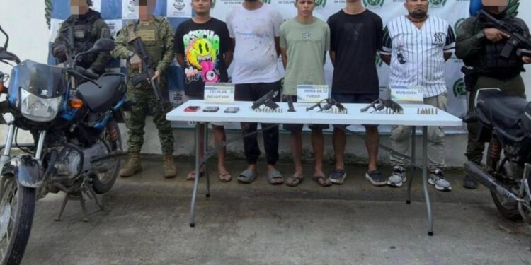 Capturan a cinco presuntos integrantes del EGC en Sucre, entre ellos tres cabecillas