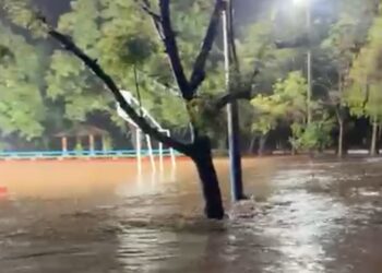 Fuerte aguacero causó inundaciones en varios sectores de Villanueva