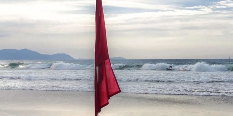 Restringen ingreso al mar en Coveñas, Cartagena y en el Atlántico por fuertes condiciones climáticas