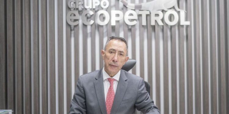 Fiscalía imputará cargos a Ricardo Roa por campaña Petro y compra de apartamento en Bogotá