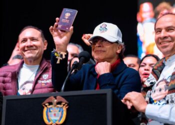 Nuevo pasaporte colombiano se expedirá desde abril y no será obligatorio renovarlo