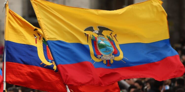 Gobierno de Ecuador eleva al 50% la tasa de seguridad para importaciones colombianas